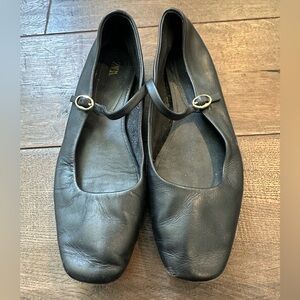 Zara Black Square-Toe Mary Jane Flats
